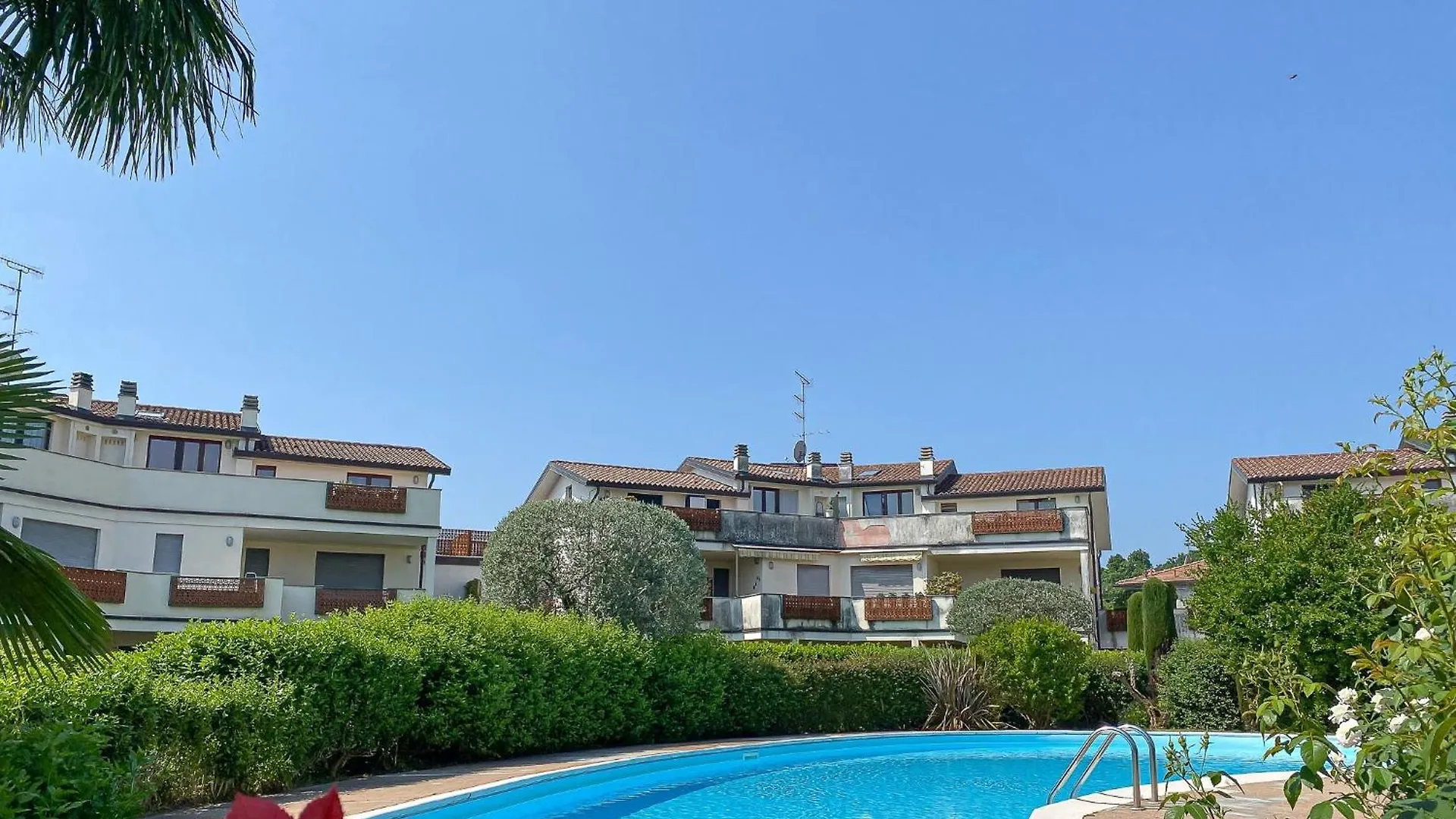 Apartmán Oasi Sole Laghi With Pool Brebbia