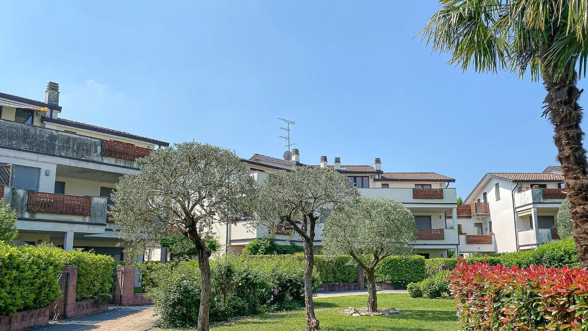 Apartmán Oasi Sole Laghi With Pool Brebbia Itálie