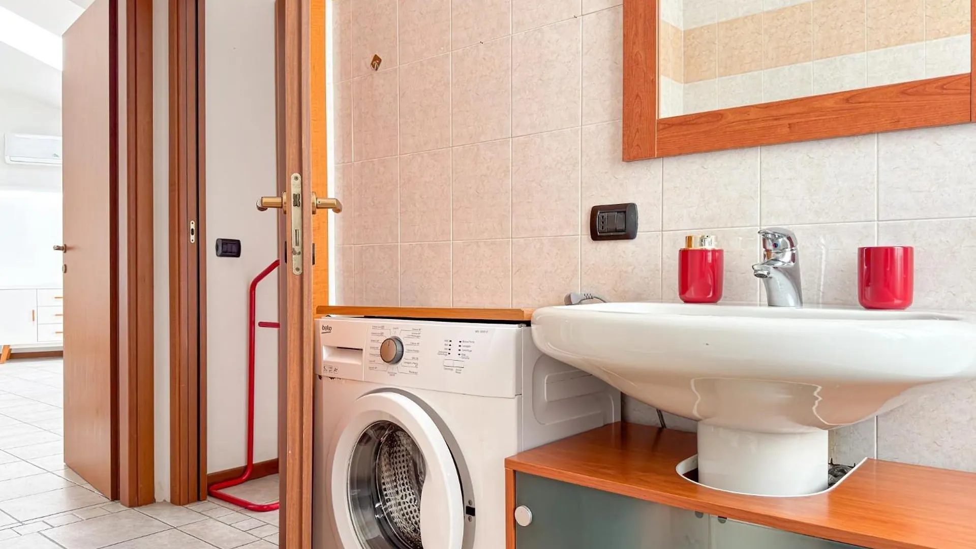 Apartmán Oasi Sole Laghi With Pool Brebbia Itálie